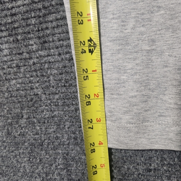 Lacoste Mens Short Sleeve Caviar Croc Regular Fit V Neck T-Shirt Basic Tee Sz M - Picture 9 of 10